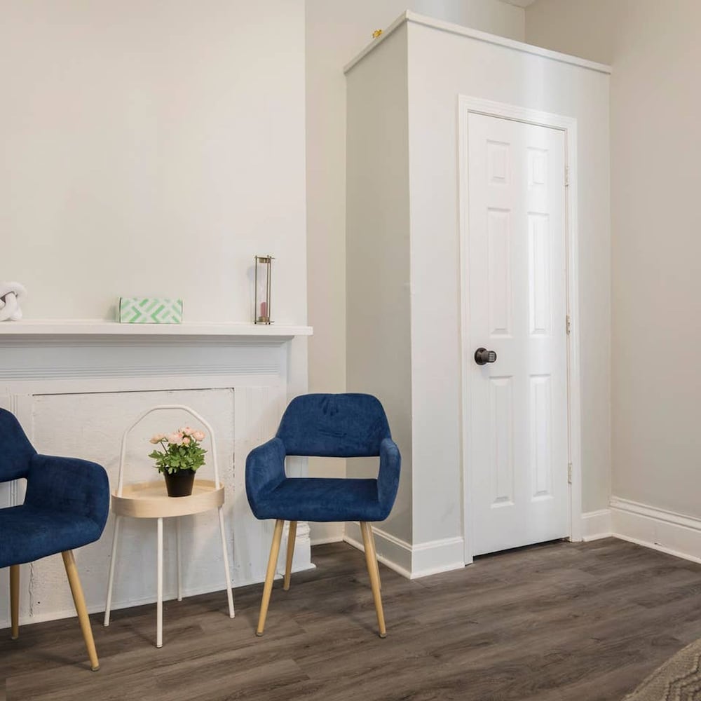 Louisville Dream House 4BR 2BA by Cozysuites - Image 2
