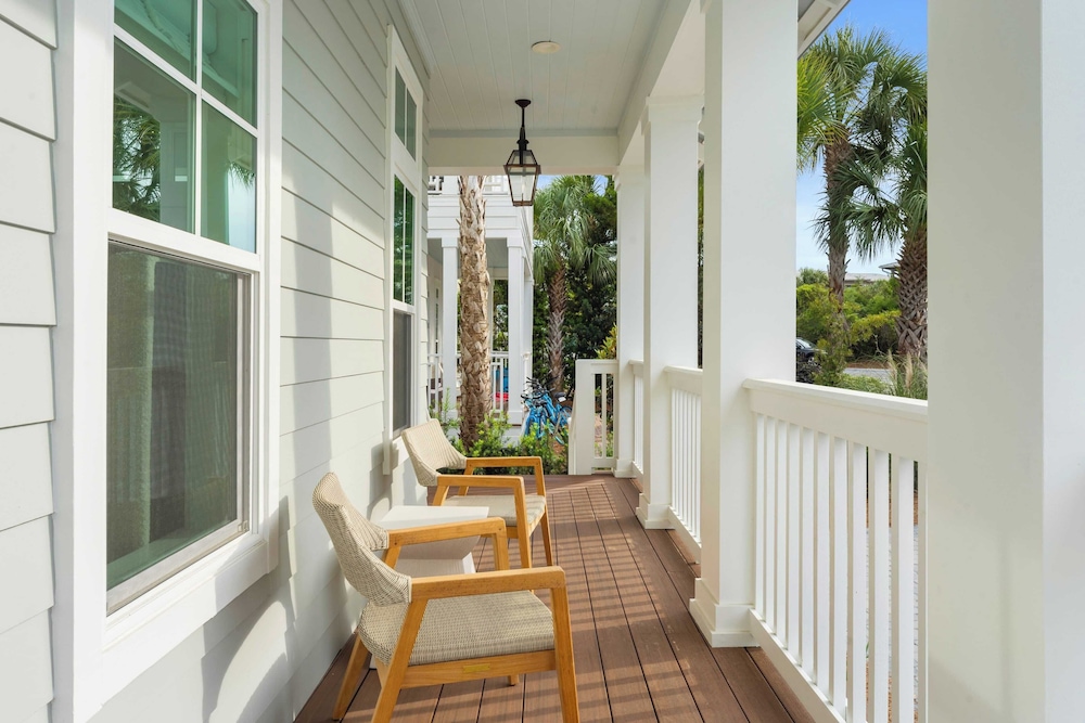 Seacrest Beach Modern Tranquility Walk to Beach