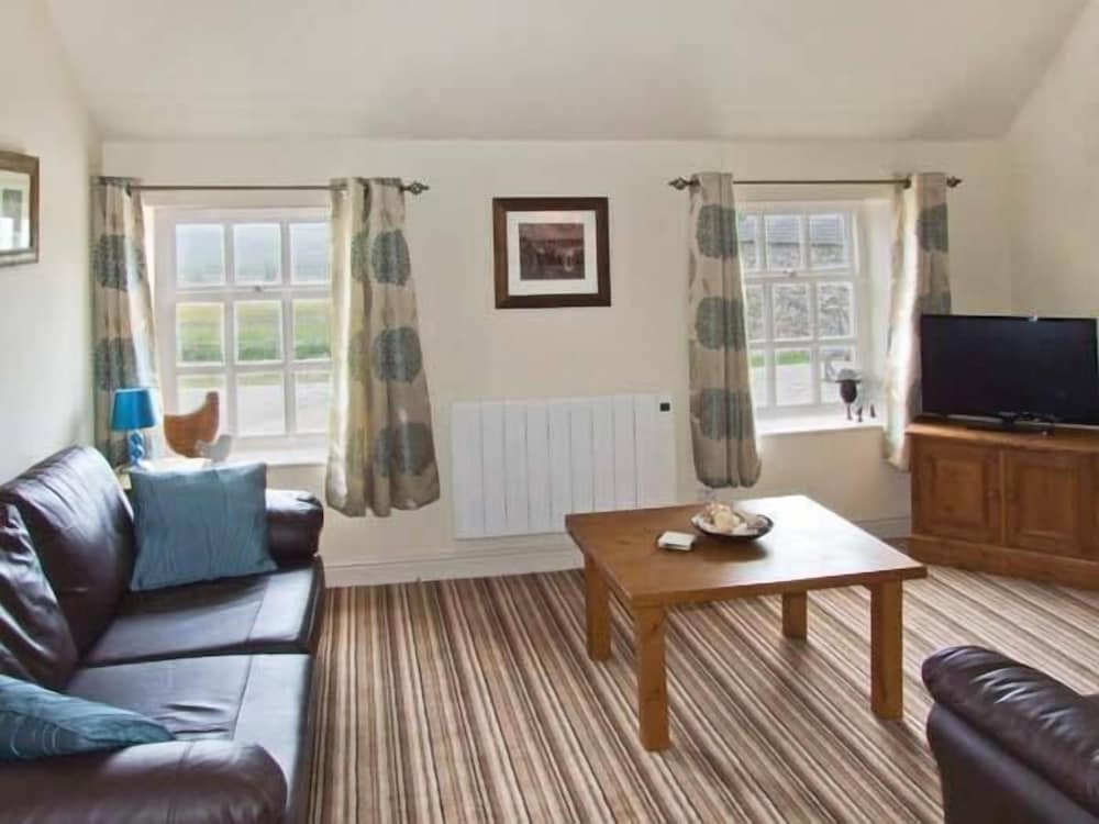 Curlew Cottage view 3