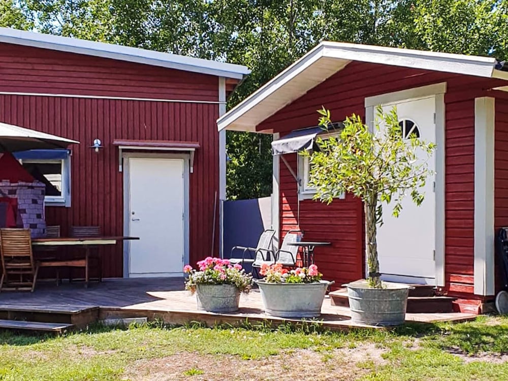 6 Person Holiday Home in Monsteras
