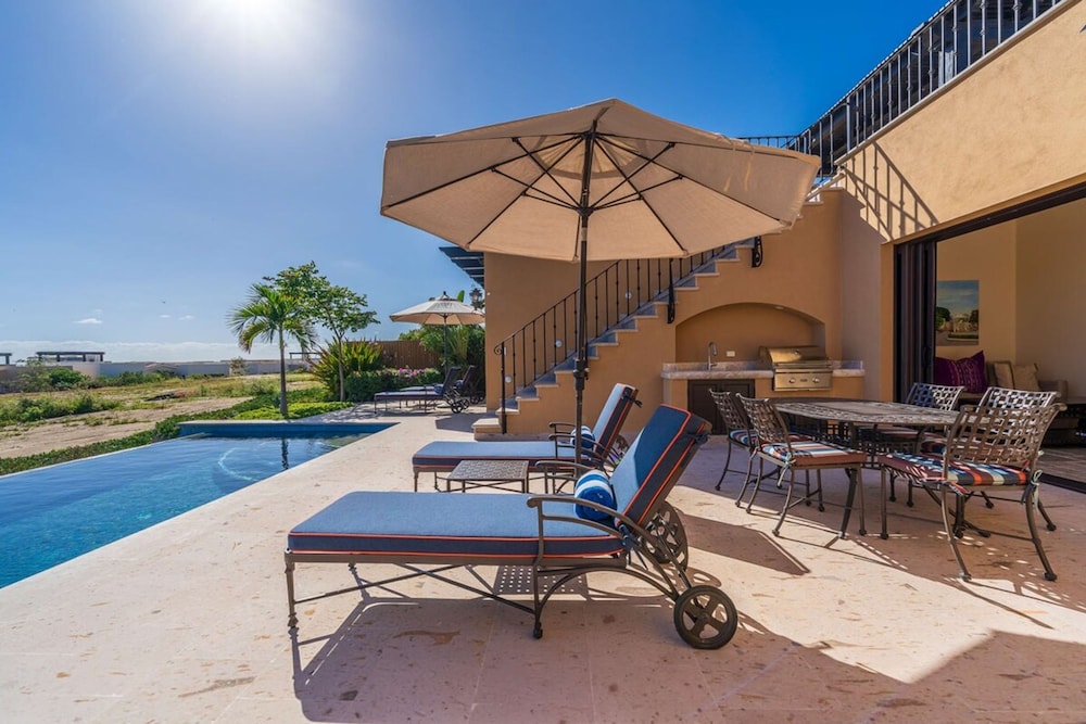 4BD Diamante Spacious Patio and Private Pool