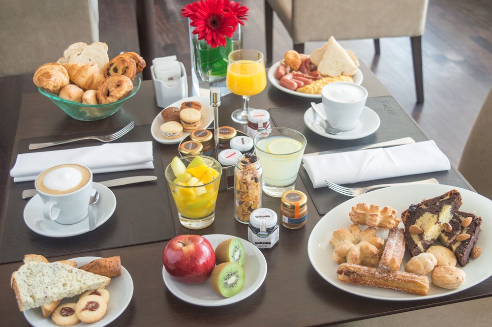 Rosario Vacations - Pullman Rosario City Center Hotel - Property Image 11