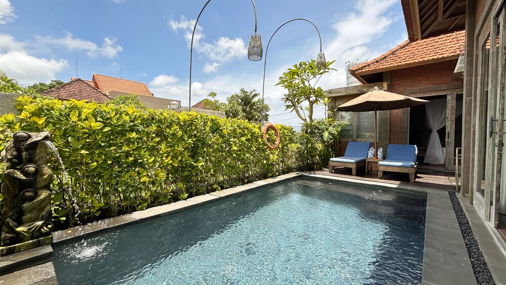 Dlobong Private Pool Villa Ubud