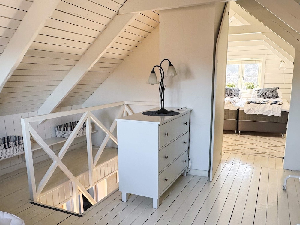 Cottage With Fjord View, Stenungsund