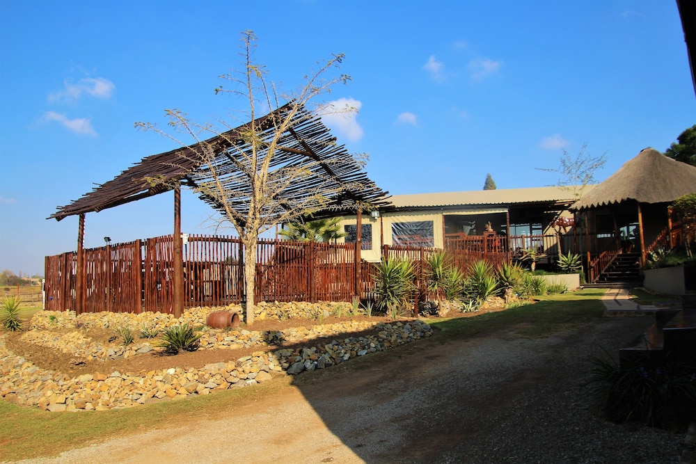 Saba Airport Lodge