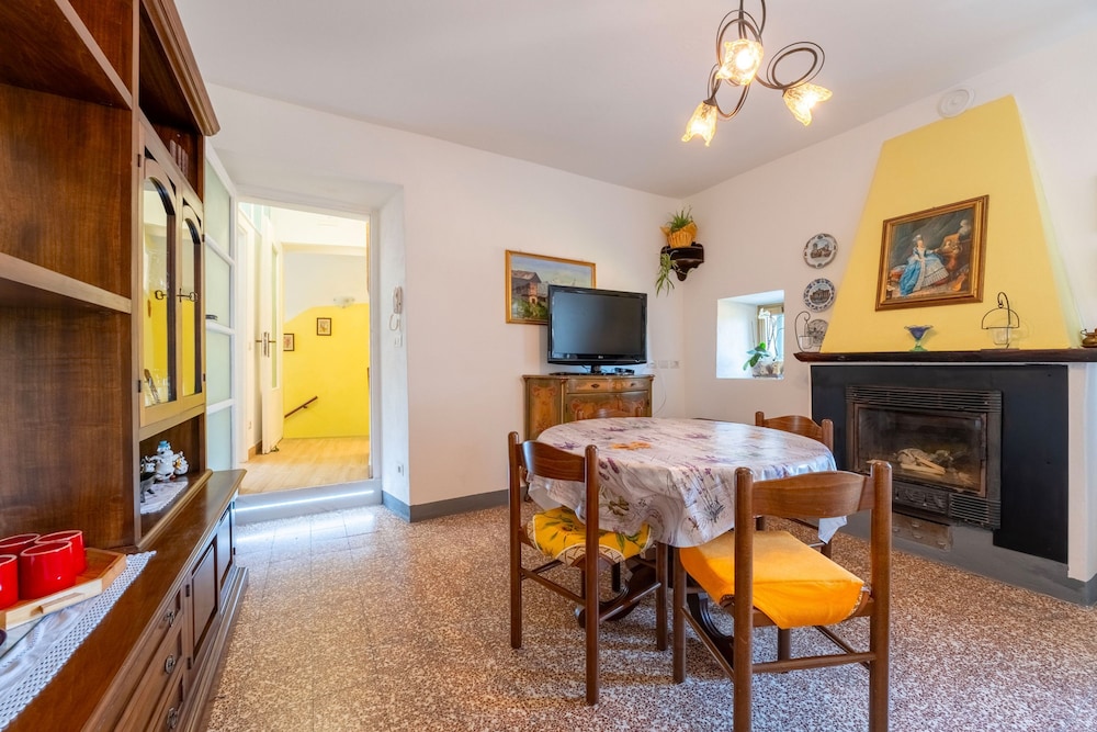 Limonta Lakeview Apartment by Wonderful Italy