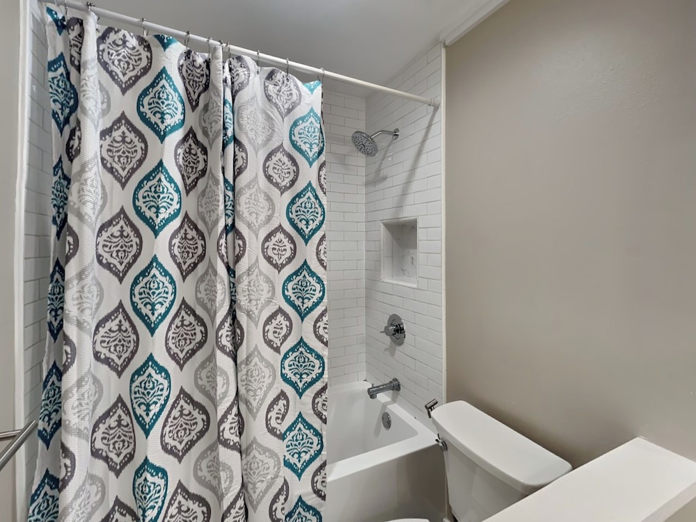 Coconut's Beach House by Southern Vacation Rentals
