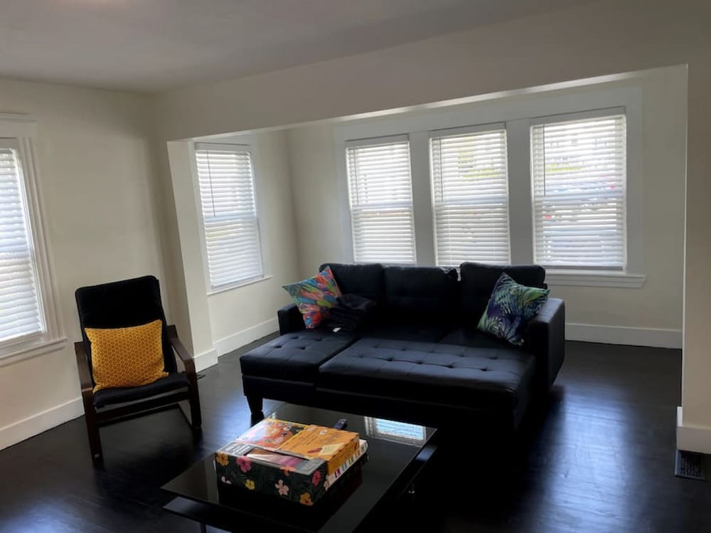 Modern Two Bedroom Condo - Near Boston