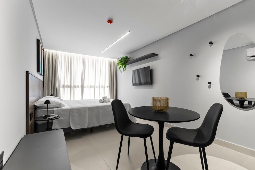 Alta Garden Housi by Carpediem
