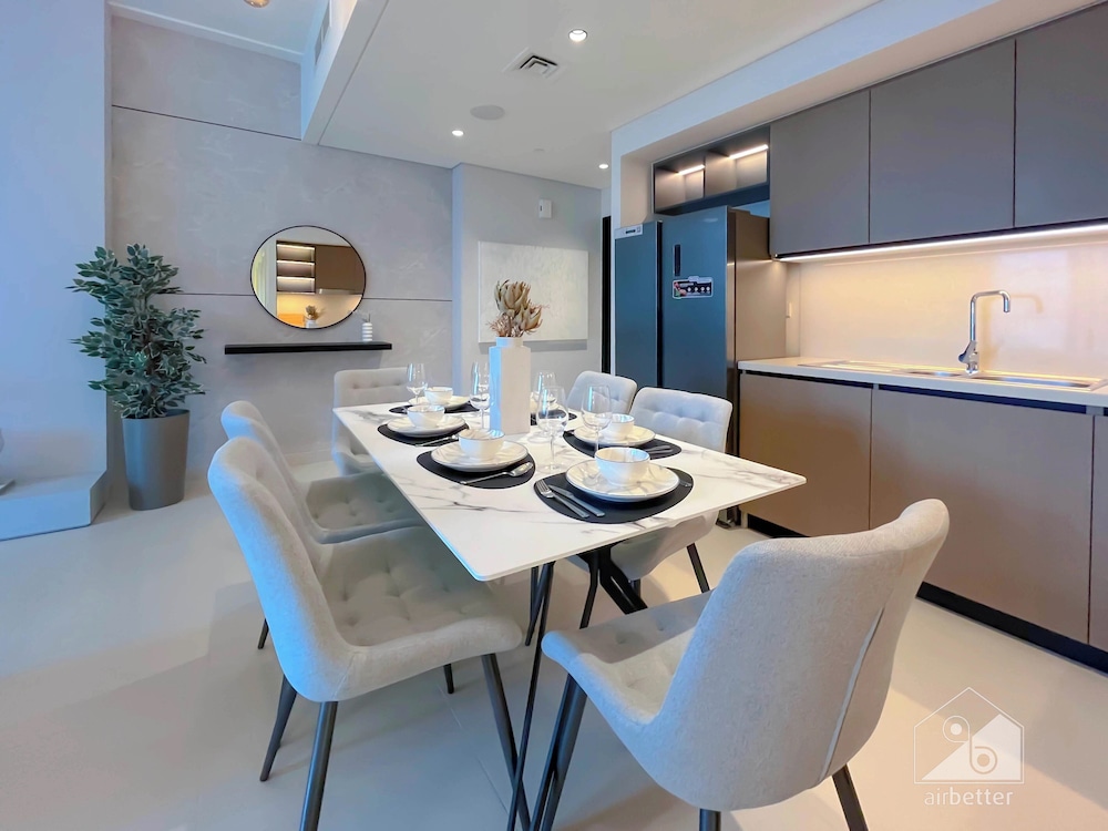 Burj Crown Luxury 3bedroom Balcony & View