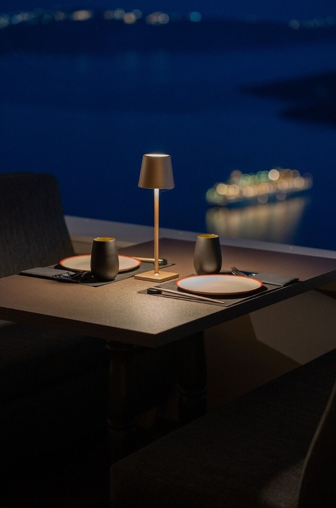 Amor Hideaway Villas