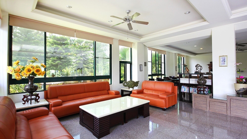 Jing Guan Yuan view 3