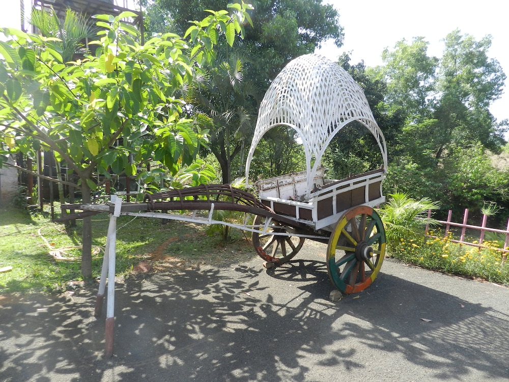 Hotel Sawai Mansing Hill Resort