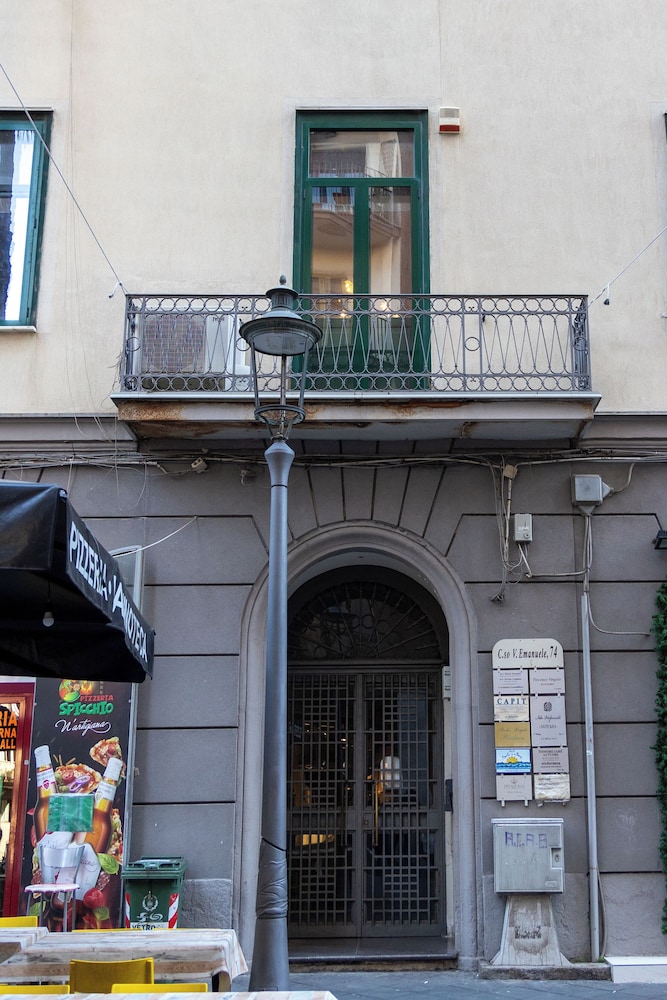 City Rooms 74