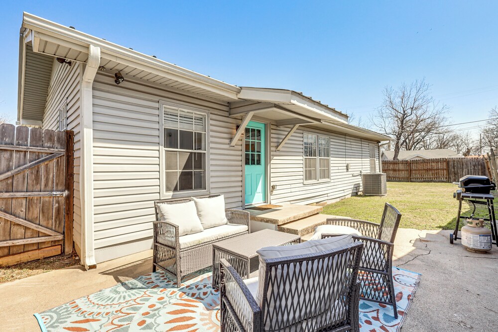 5 Mi to Belton Lake: Home w/ Large Yard!