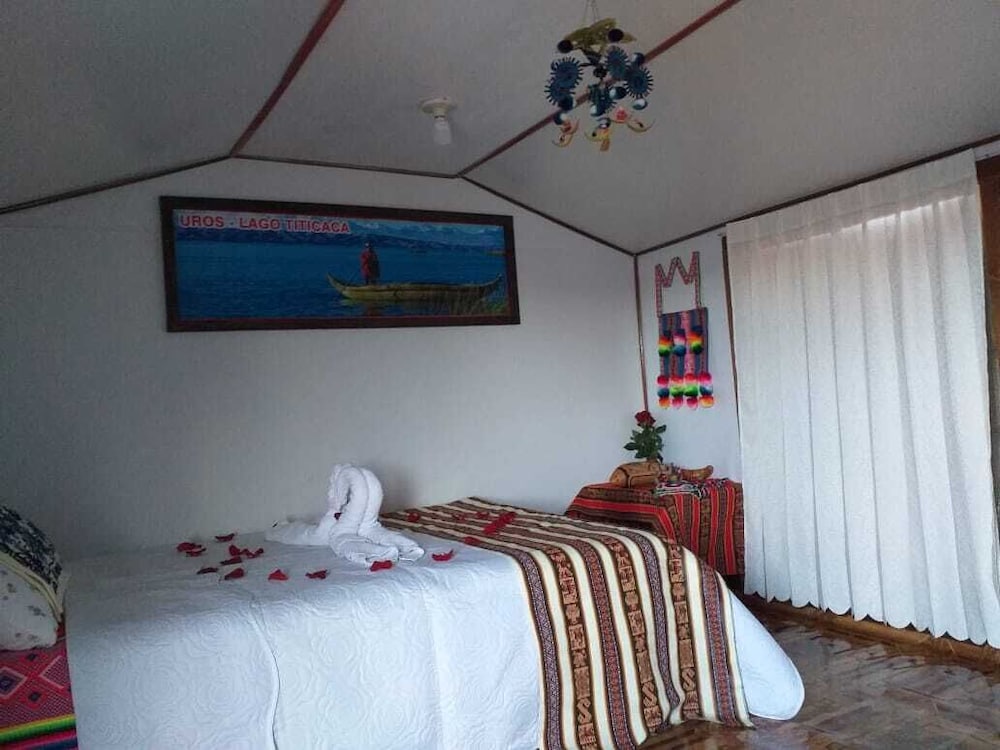 Titicaca Luxury Lodge view 2