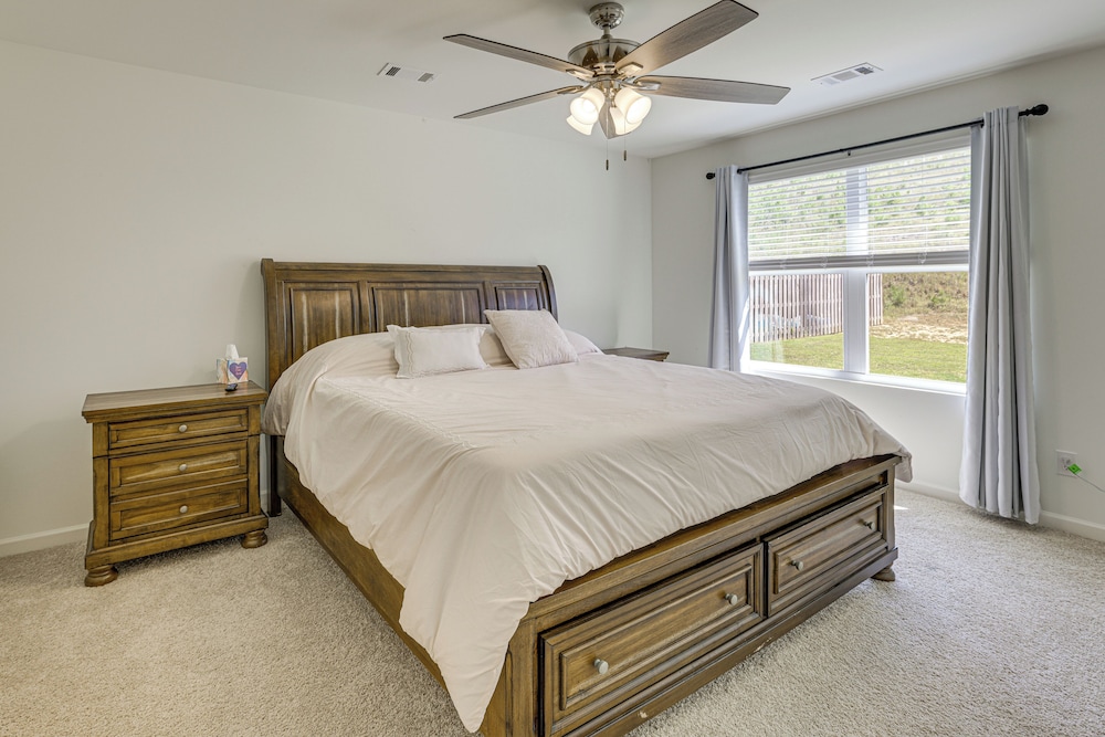 Bama Game Day Base: Newly Built Home Near UA!