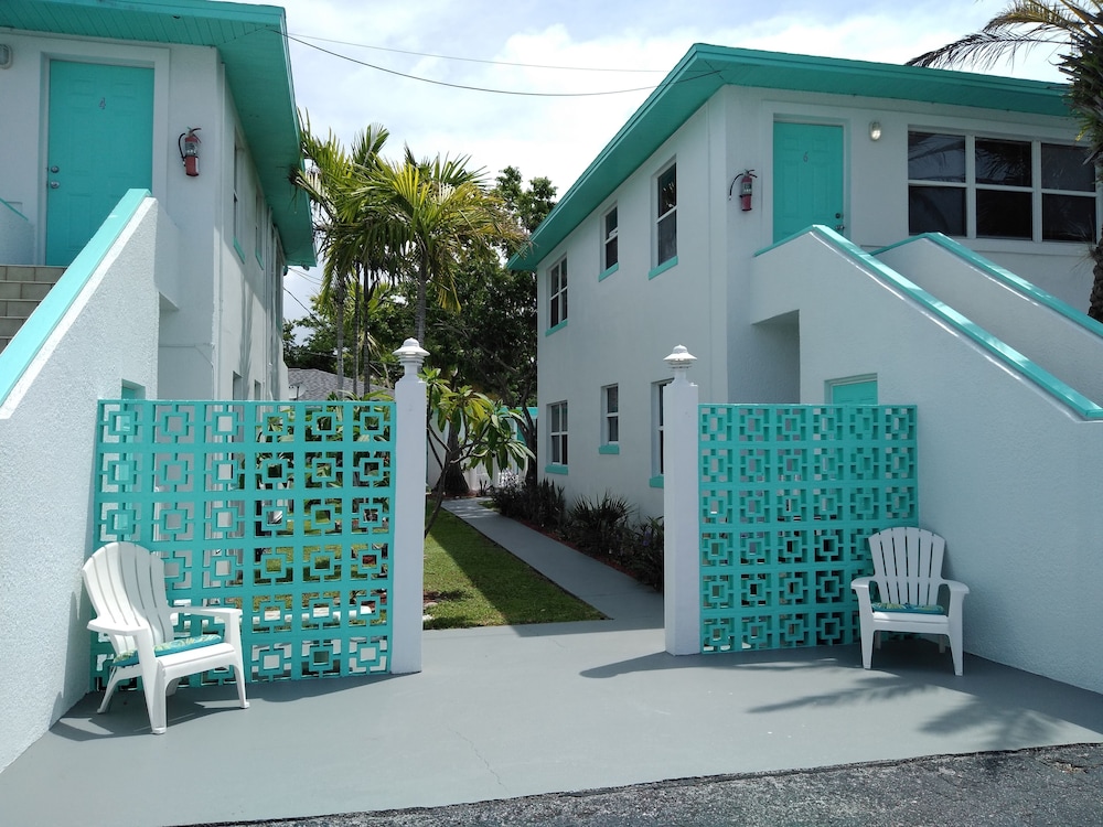 Swashbuckler Motel