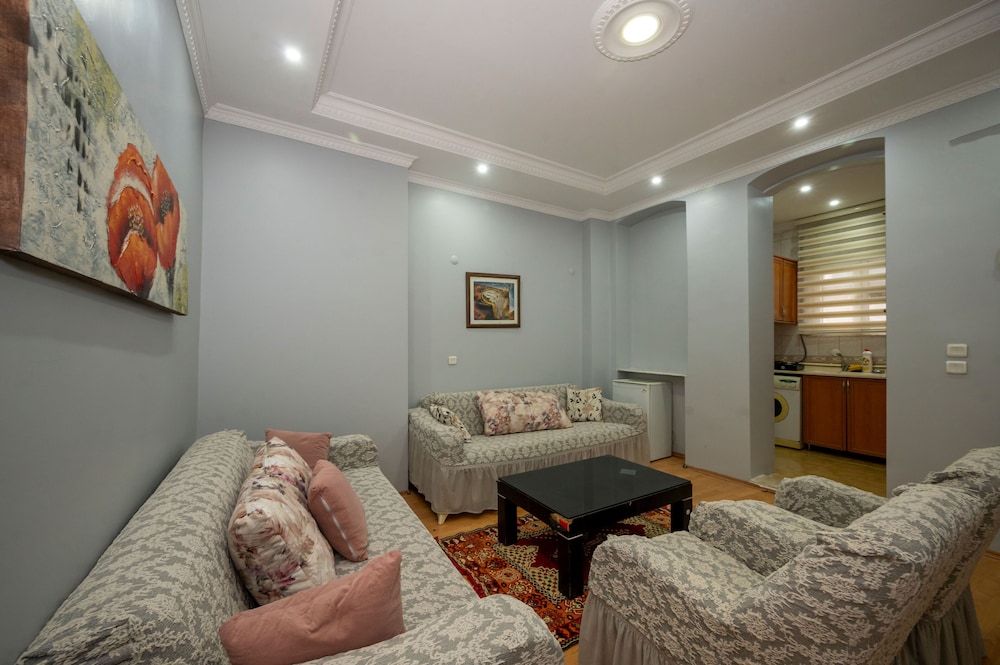 Taksim Suite II