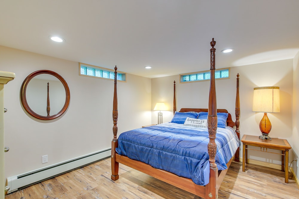 Charming Clintonville Retreat - Relax & Kayak! view 5