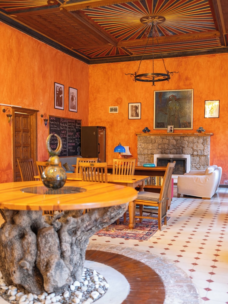 guesthouse by west