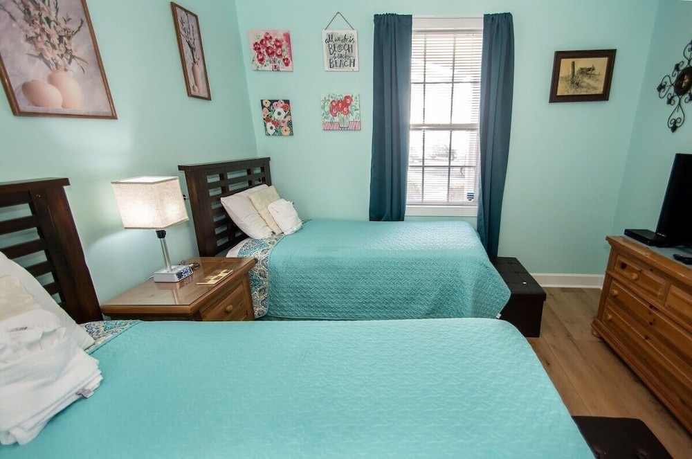 Magnolia Place 4789-103 2 Bedroom Condo