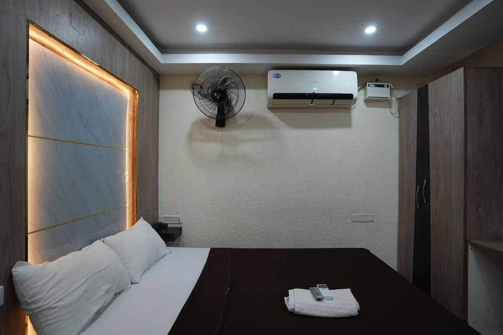 Hotel Anbu Park