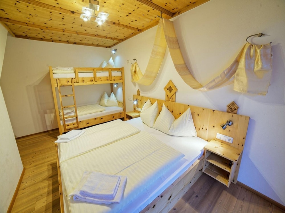 Holiday Home in Konigsleiten With Swimming Pool