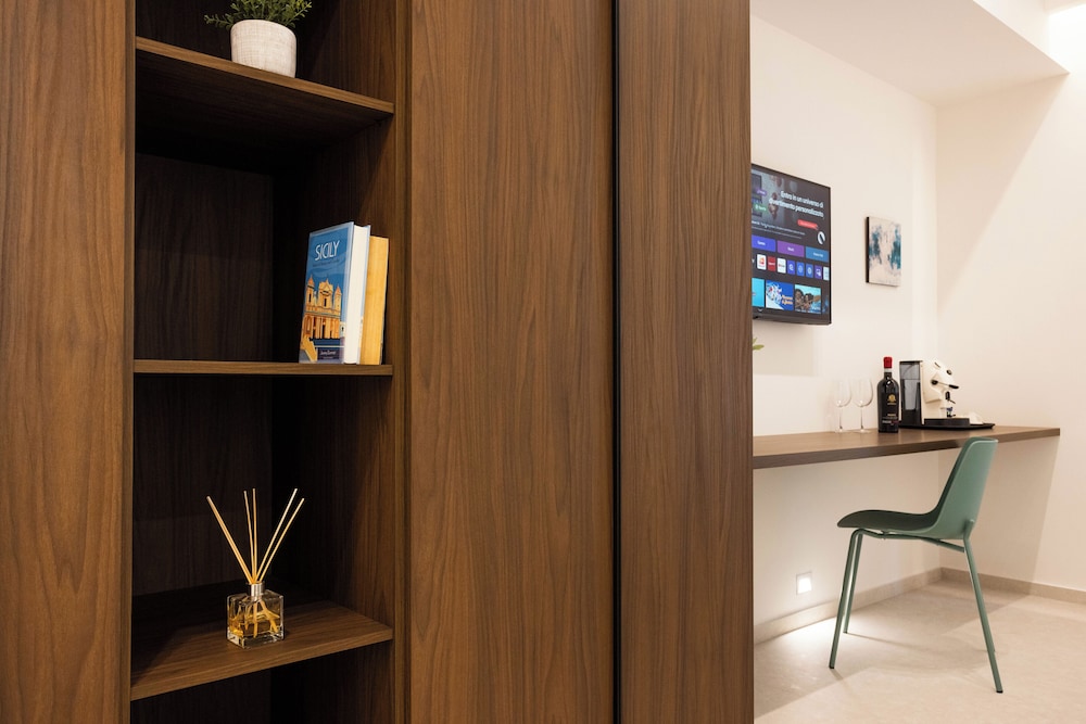 Nora's Suites