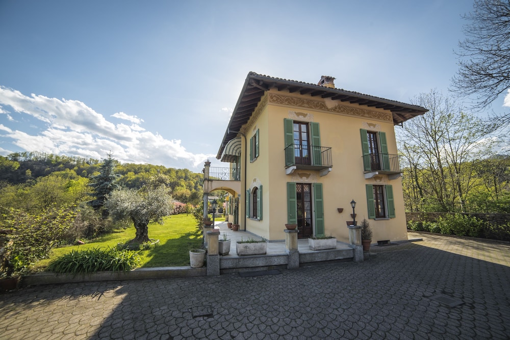Villa Azalea