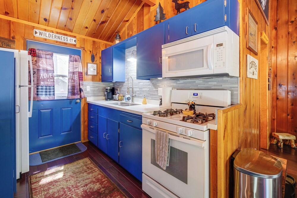 5 Mi to Big Bear Lake: Pet-friendly Gem Near Hikes