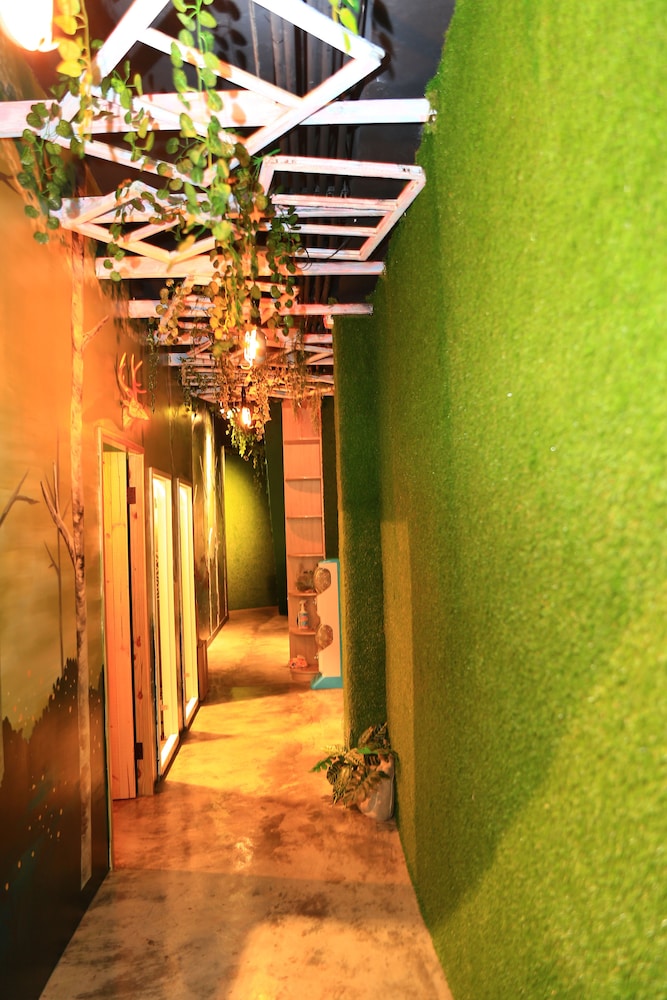 返璞歸真KO hostel 墾丁背包客棧