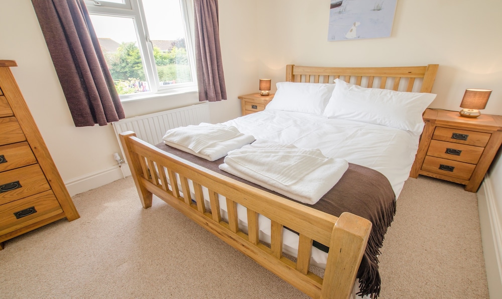 Cloudbreak Braunton 4 Bedroom, Sleeps 8, Dog Friendly view 3