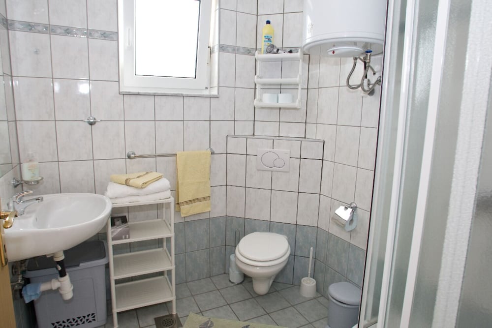 Photo 37