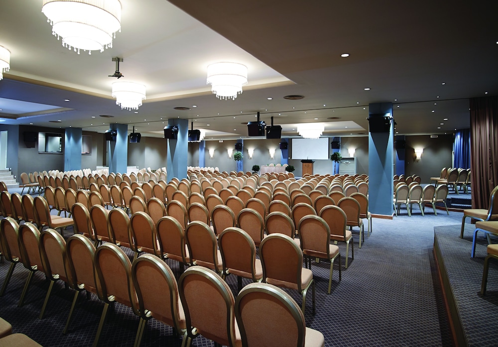 meeting & event spaces