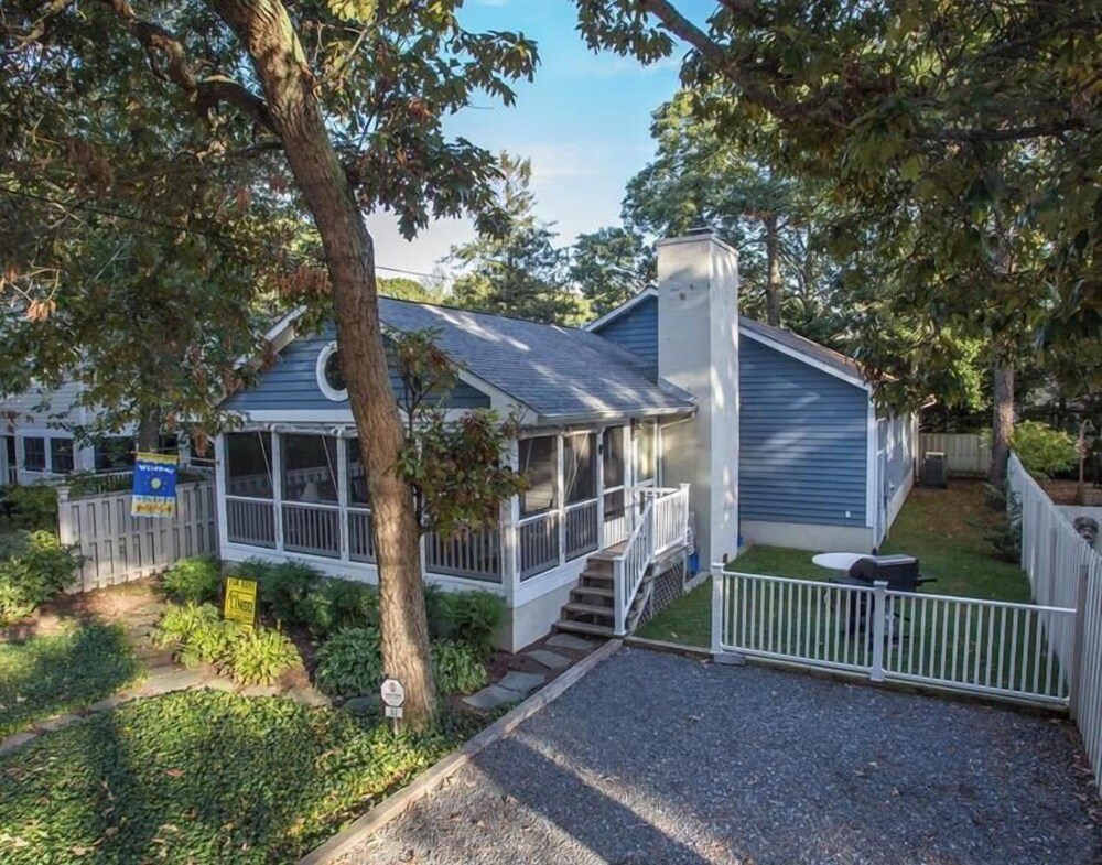 Henlopen Avenue 62