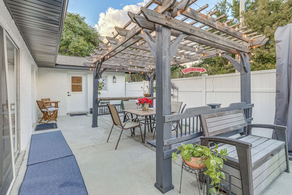 6 Mi to Shore: Vero Beach Family Home