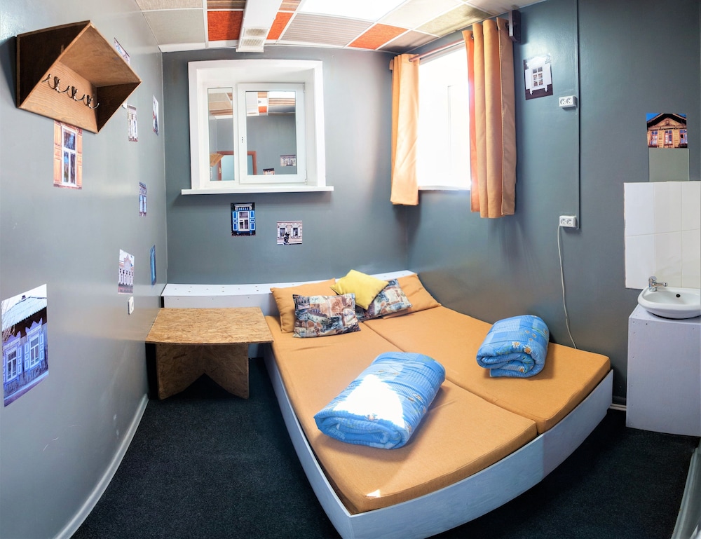Reshetnikov Hostel