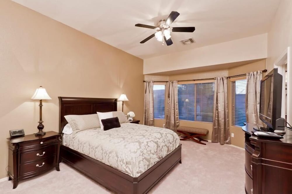 Casa Grande Vacations - All Star By Signature Vacation Rentals - Property Image 3