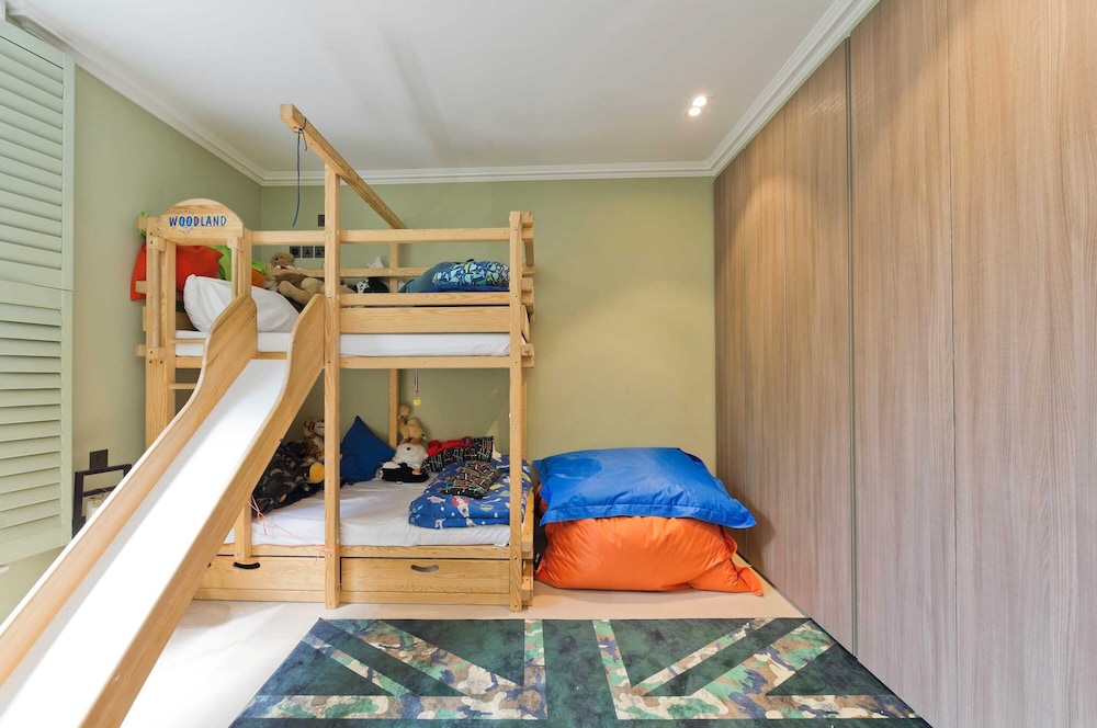 7bed Notting Hill W/garden, Games Room & Parking