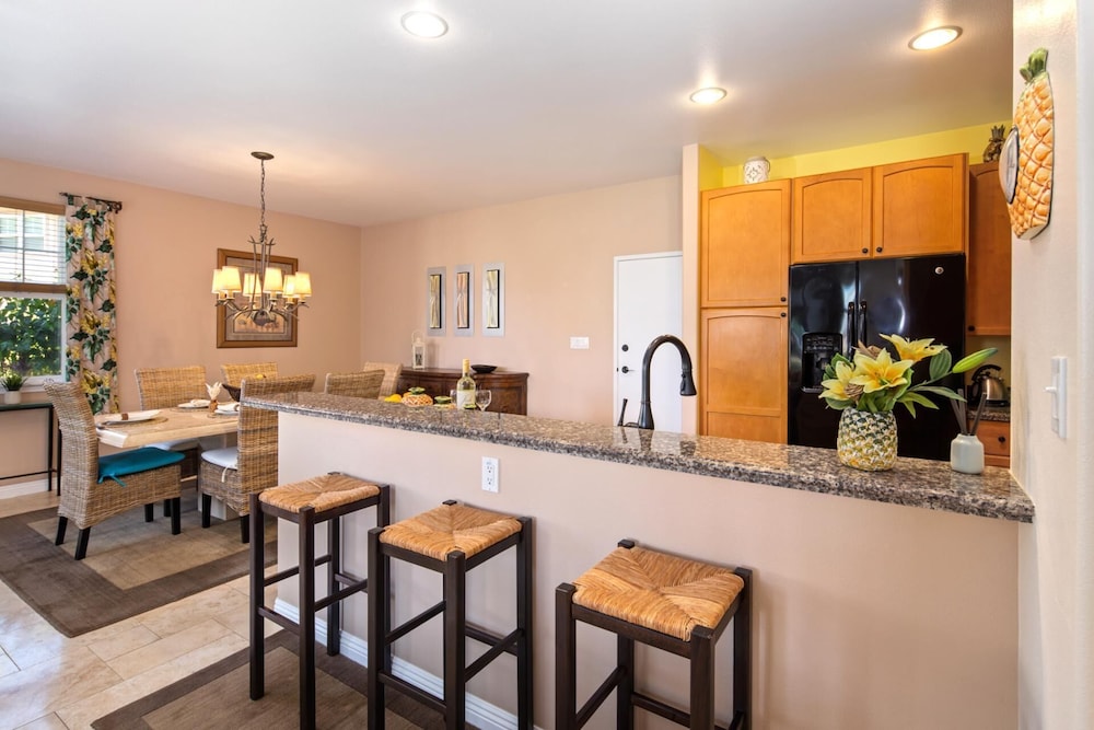 Waikoloa Colony Villas WCV-305 by KBM