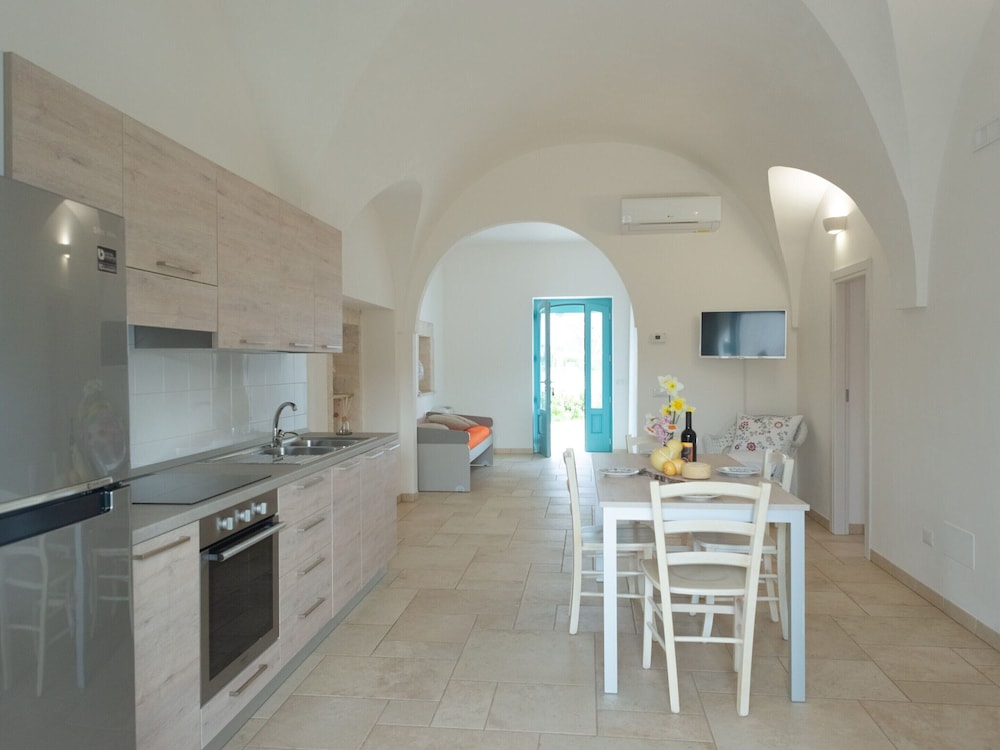 Trulli-style Chalet Near Forest Walks