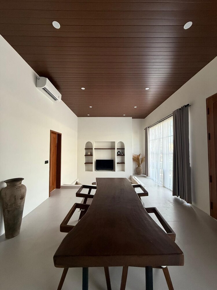 Malasama suites hotel