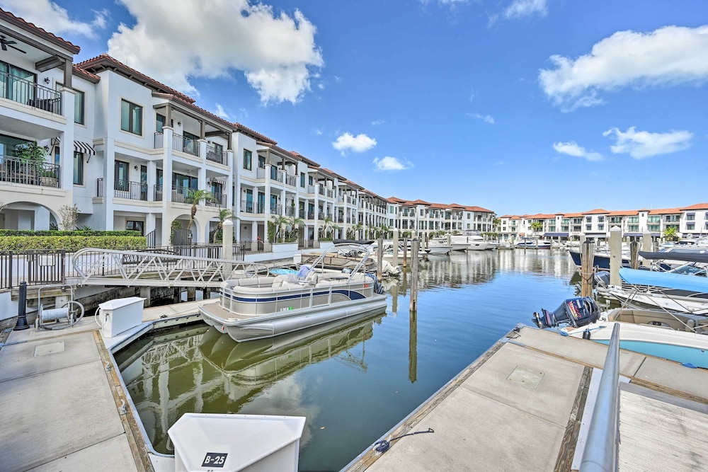 Luxe Naples Bay Resort Condo: Near Fifth Ave!