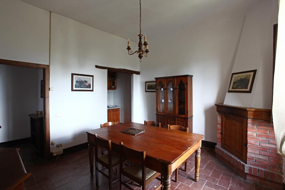 Borgo Castelvecchi