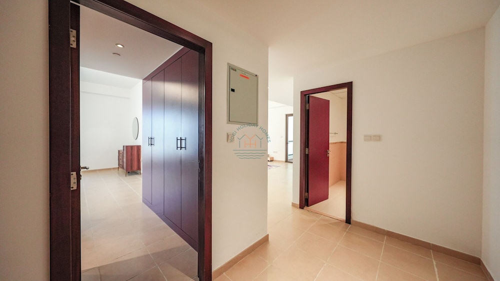 Premium 1 BR Stunning Marina & Sea Views