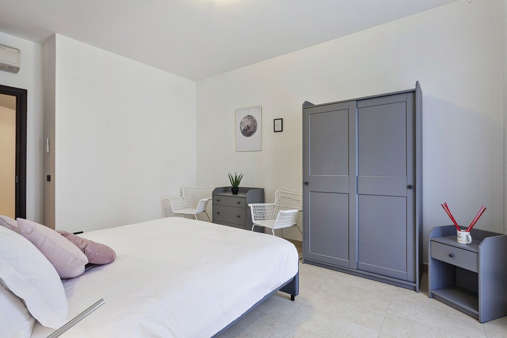 Genoa Vacations - Shelley Apartments By Wonderful Italy - Property Image 7