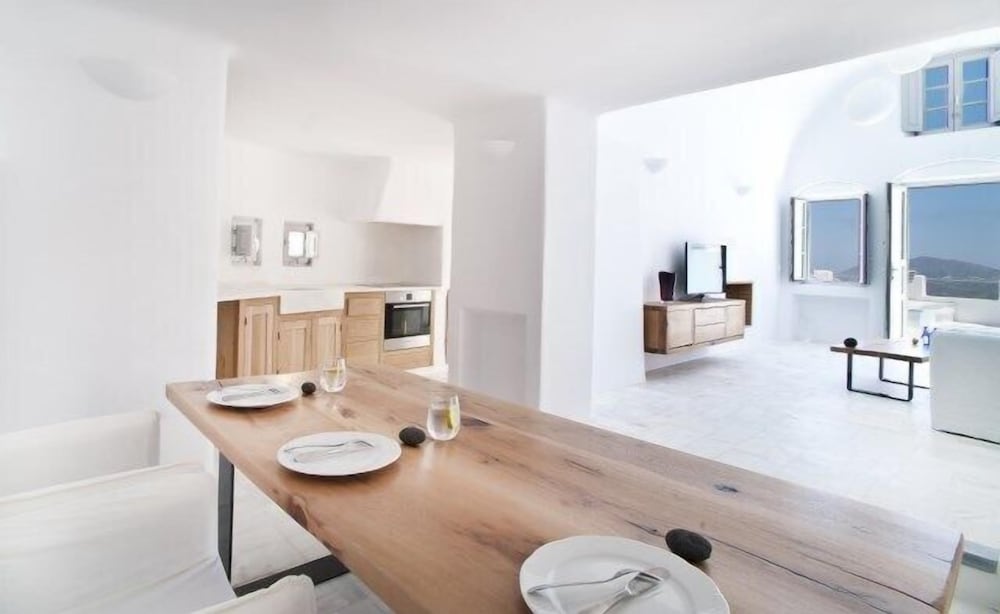 Avista Suites