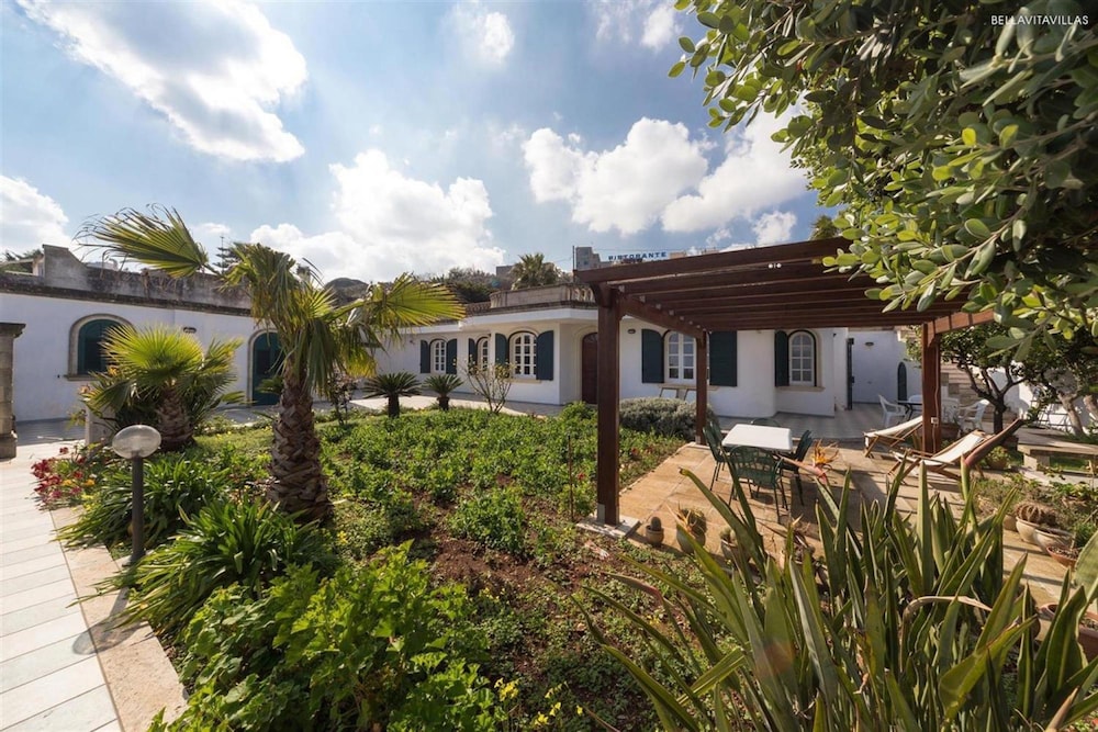 619 La Ripostiera in Castro view 4