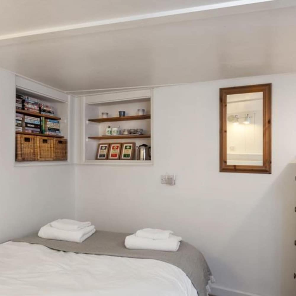 Charming Mousehole Cottage